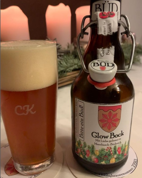 Glowbock Bier im Glas